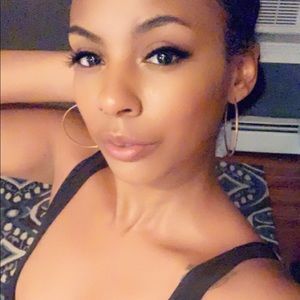 Meet your Posher, Karima